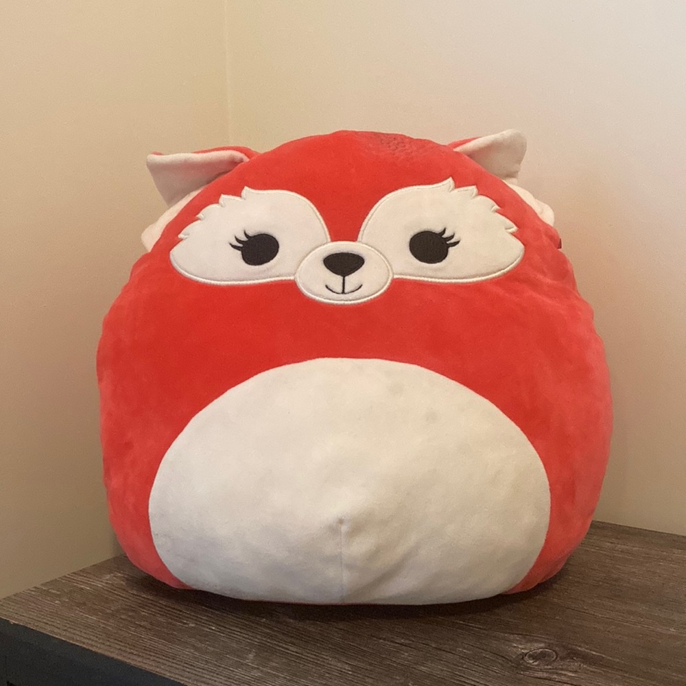 Alizeh the Fox SQUISHAMALLOW